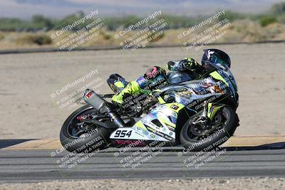 media/Nov-01-2025-CVMA (Sat) [[fc0f7531b8]]/Race 10-Formula Superbike-Supersport Open/